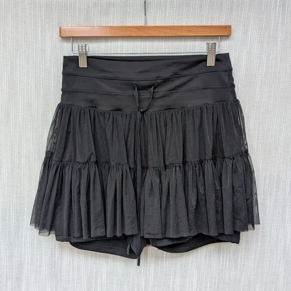 Popflex Pirouette Black High-waisted Tiered Mini Skort, size L - Picture 1 of 7